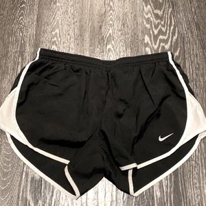 Nike dri-fit running shorts black/white - size m